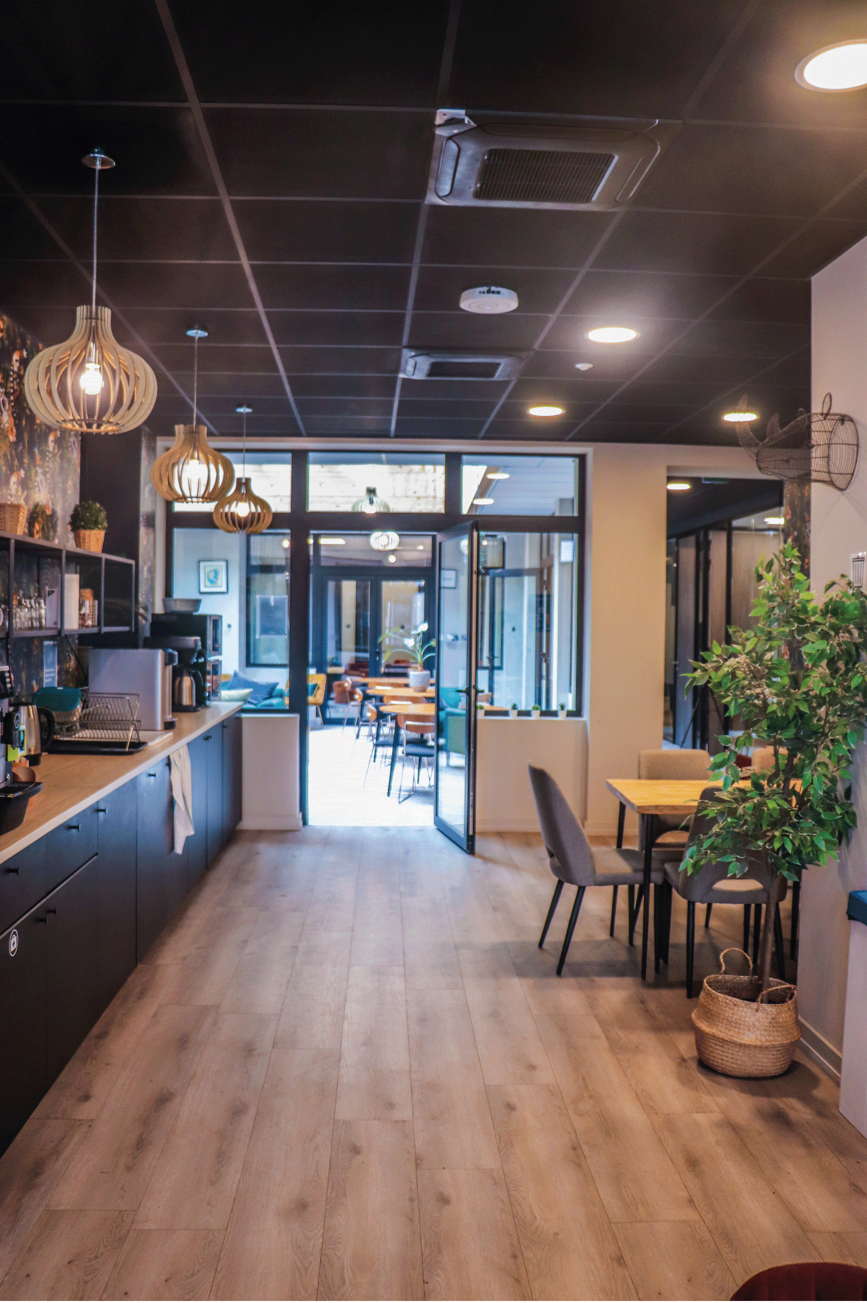 Multiburo - Mitwit Grand Place