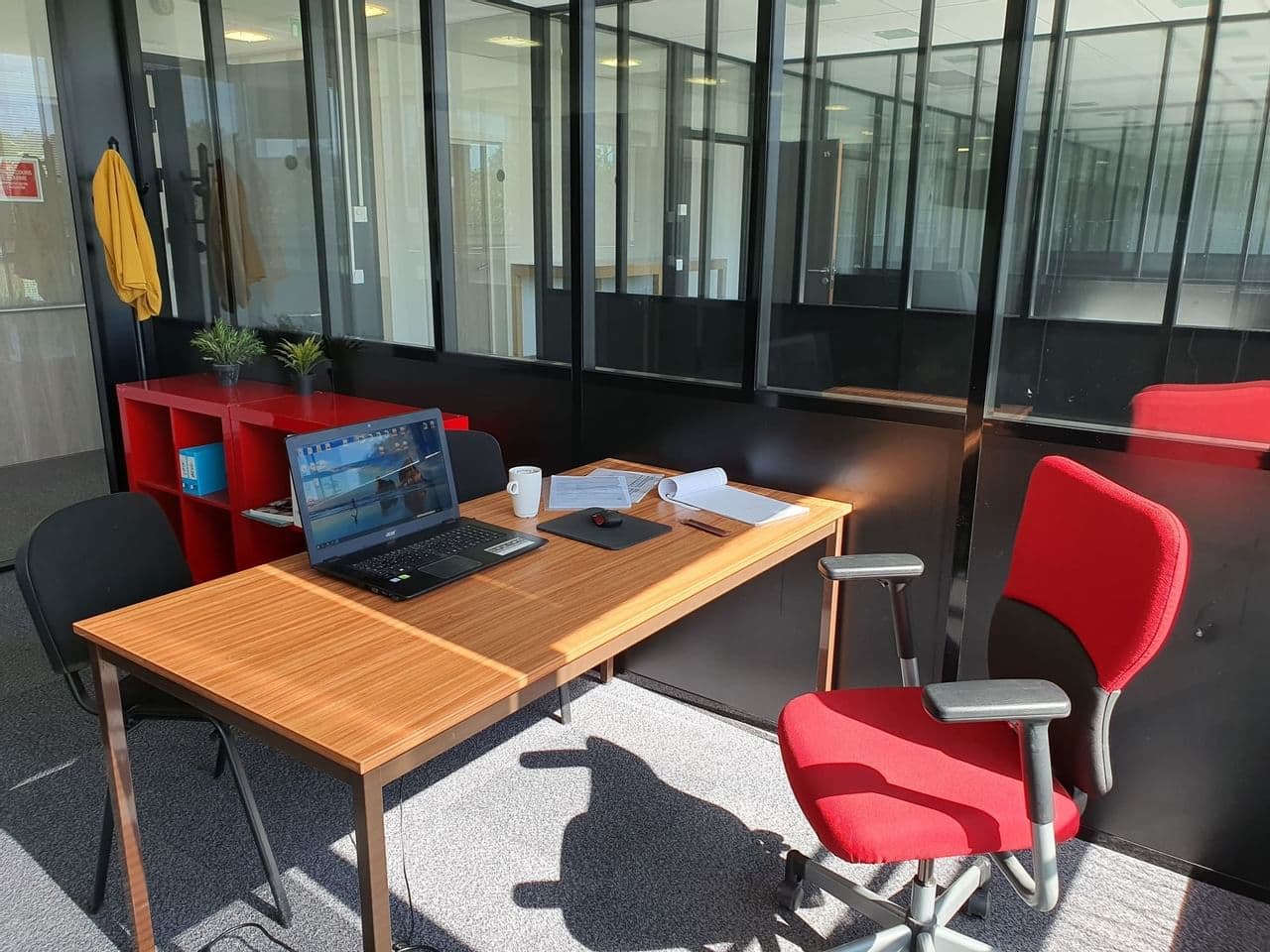 Au Bureau