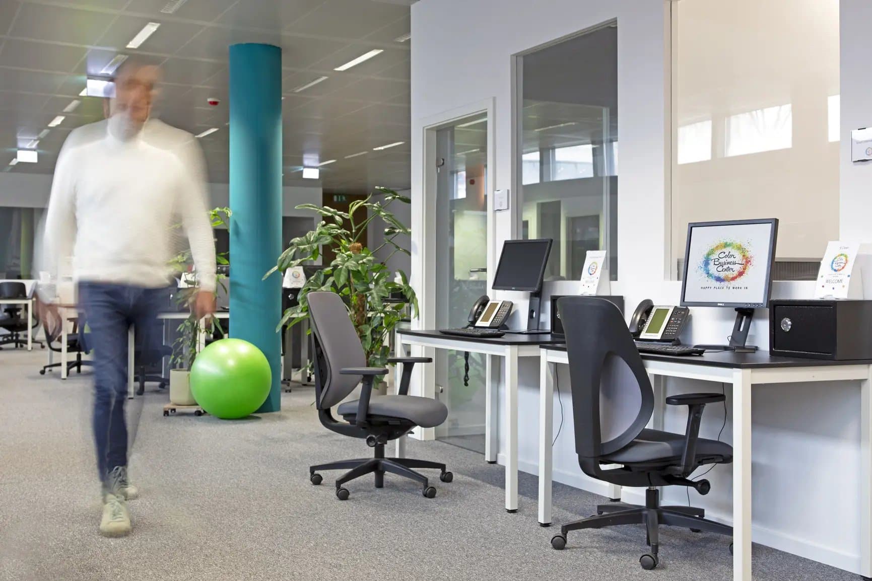 Espace de coworking Colors Business Center Dommeldange à Luxembourg - photo 3