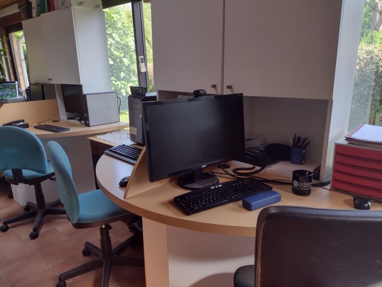 New Business Associes