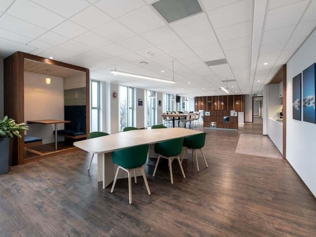 Regus (IWG) - Regus - 163 Boulevard Malesherbes