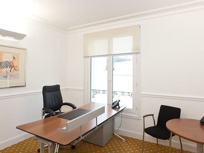 Regus (IWG) - Regus - Paris George V