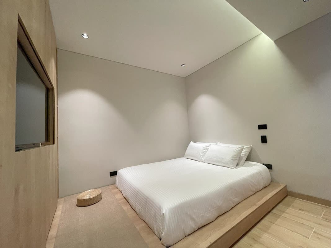 Spaces (IWG) - Spaces - Celestial House