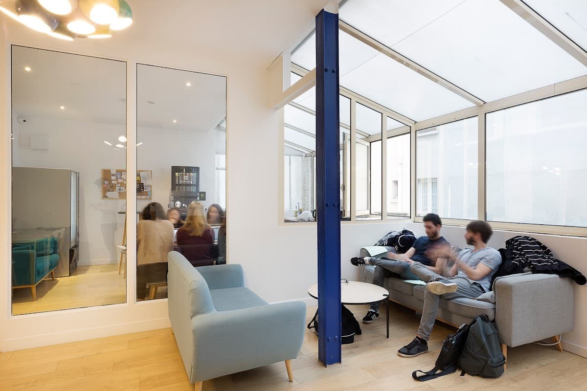 CAMPANILE COWORKING
