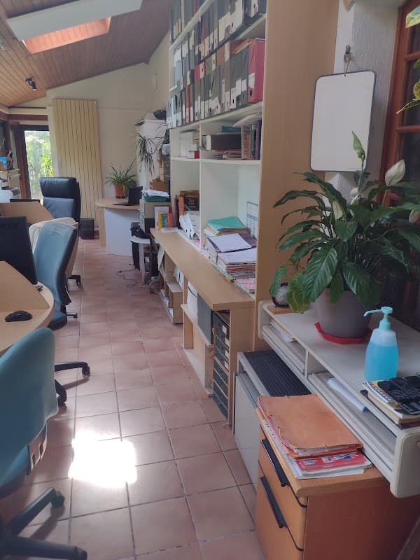 New Business Associes