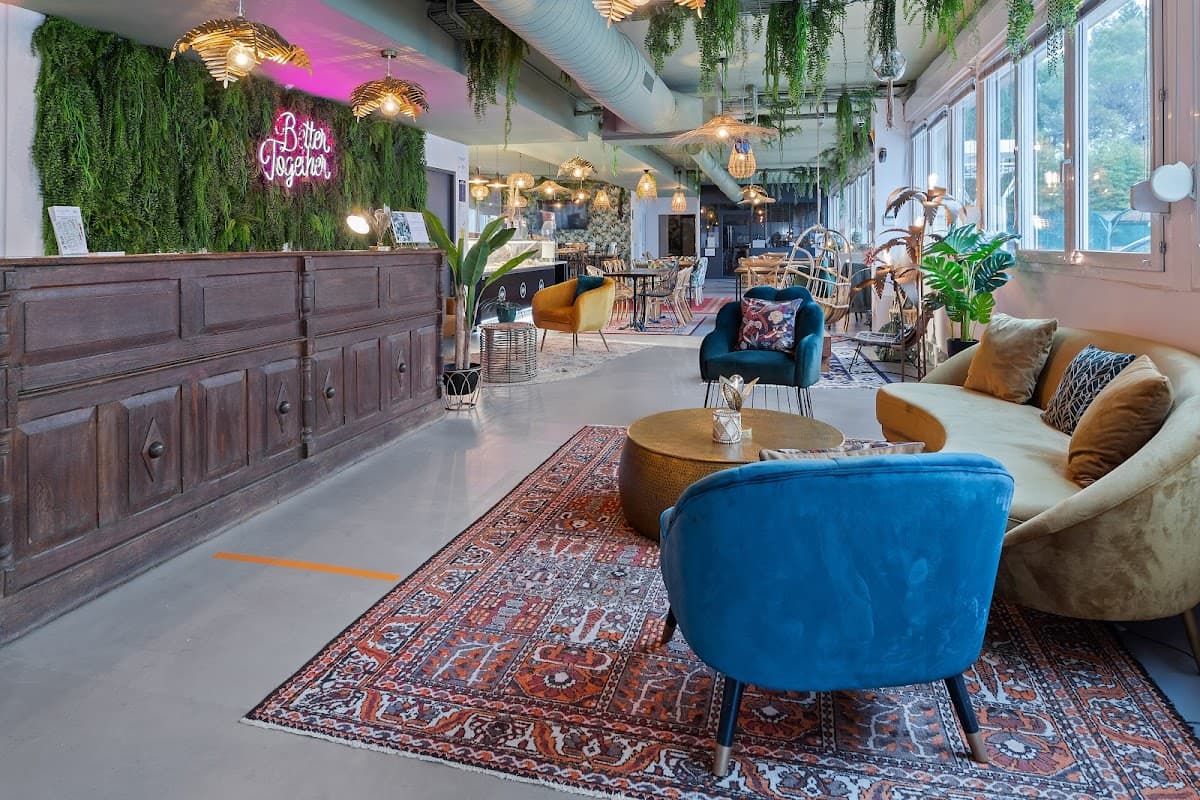 Bureaux & Co - Marseille Les Docks