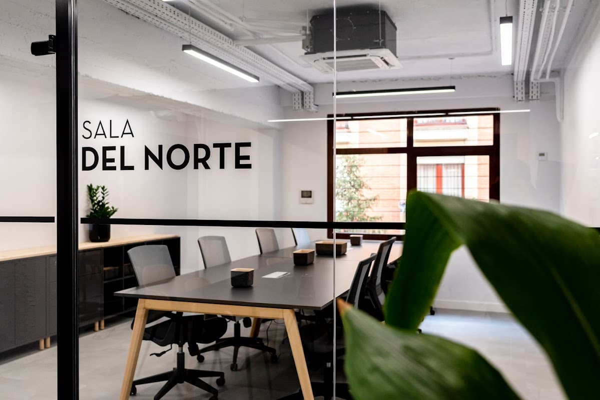 Oficinas Ferrocarril 37