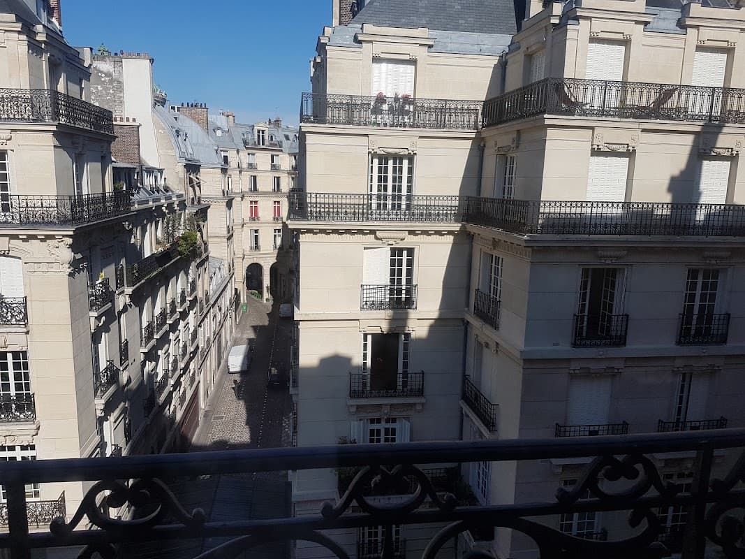 Symphony Partners Square Opéra